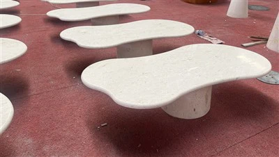 Šķidruma kafijas galdiņš